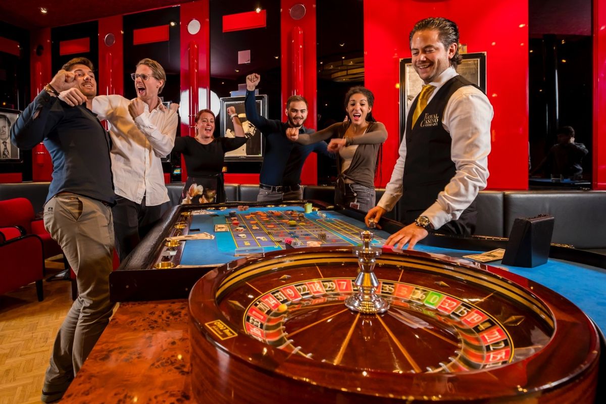 PK11 Live Casino